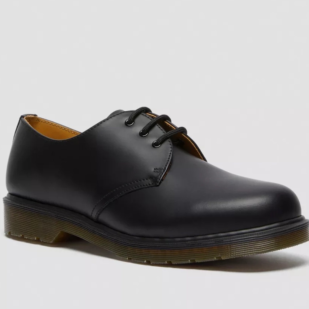 Doc Marten 1461 Leather Oxfords Men 9 Womens 10 black